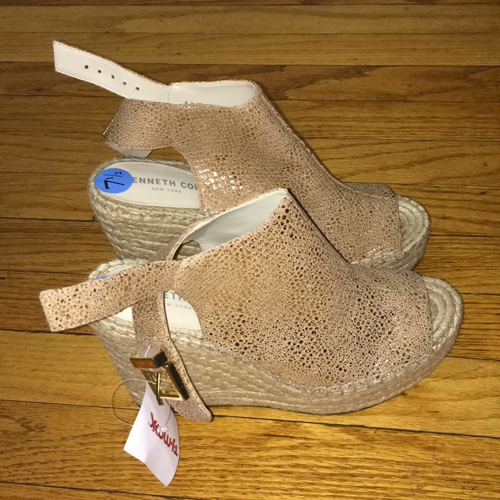 Kenneth Cole Wedges